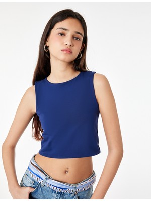 Koton Kolsuz Bisiklet Yaka Slim Fit Crop Bluz