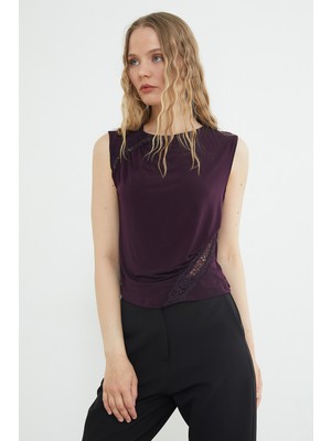FullaModa Dantel Detaylı Kayık Yaka Slim Fit Bluz