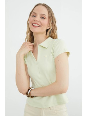 FullaModa Kalp Nakışlı Yarım Fermuarlı Polo Yaka Slim Fit Tişört