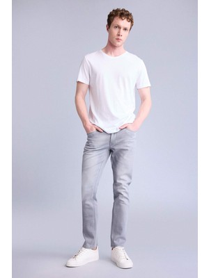 DeFacto Pedro Slim Fit Yıkanmış Görünümlü Jean Pantolon G8529AX26SM