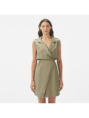 Lacoste Kadın Classic Fit Kolsuz Haki Elbise