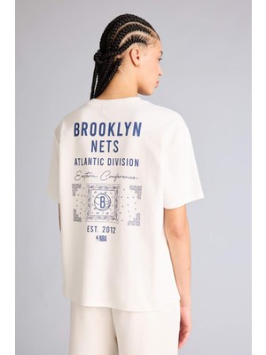 DeFacto NBA Brooklyn Nets Relax Fit Kısa Kollu Tişört G9307AX26SM