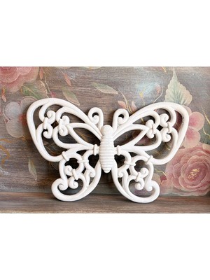 Baykuşca Boyanabilir Oymalı Kelebek Duvar Objesi 17*12 cm