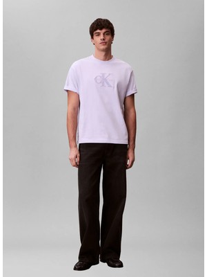 Calvin Klein Jeans Lila Erkek Standart Baskılı T-Shirt LV04RF819G3OQ Lila T-Shirt