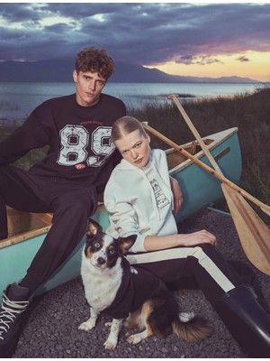 Koton Kapüşonlu Sweatshirt Nakışlı Kanguru Cepli Uzun Kollu