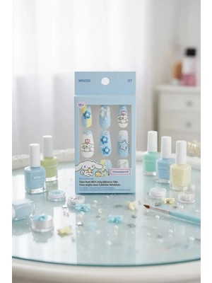 Miniso Sanrio Lisanslı Cinnamoroll Takma Tırnak Seti – Jel Yapışkanlı Pratik Kullanım