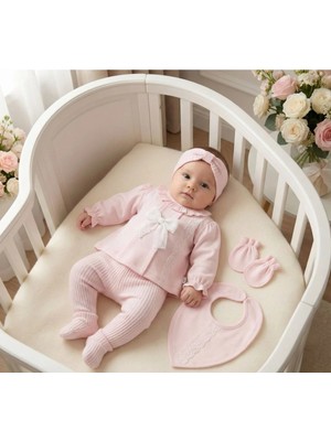 Zeynuko Kız Bebek Dantel Fiyonklu 0-3 Ay 5'li Yenidoğan Hastane Çıkışı Zıbın Seti