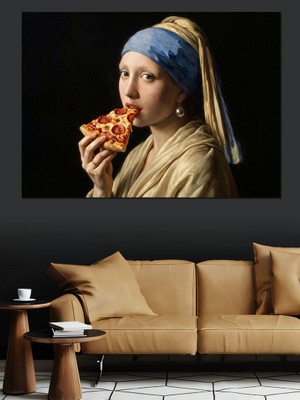 Tablomega Inci Küpeli Kız ve Pizza Dekoratif Kanvas - Mdf Ahşap Tablo