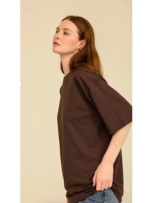 Le Touche Kahverengi Basic Kadın T-Shirt Regular Oversize Tişört