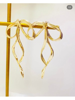 Stainless Stell Pinterest Model Gold Tasarım Küpe – Modern & Şık Form