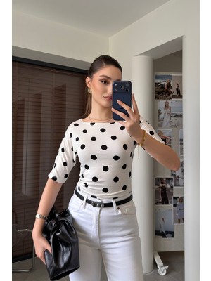 Magarde Yeni Sezon Yarım Kol Puantiye Detay Bluz- Ekru