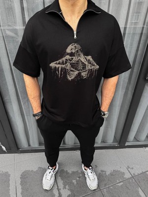 Marsilyan Yarım Fermuarlı Baskılı Oversize T-Shirt - Siyah -