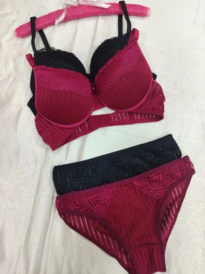 Love Angels Çizgili Dantel Detaylı Push-Up Dolgulu Iç Çamaşırı Takımı-Sütyen Külot Takımı