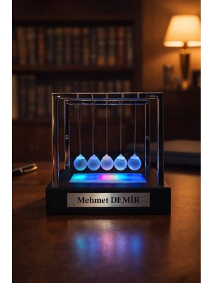 Marsilyan Kişiye Isme Özel Rgb LED Işıklı Newton Denge Topu – Renkli Şeffaf Denge , Pilli Dekoratif Hediye