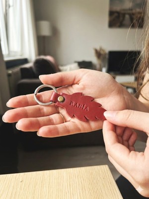 Tozren Deri Hakiki Deri El Yapımı Kişiye Özel Baskılı  Anahtarlık - Sevgiliye/arkadaşa, "kurtarıcı Hediye".&Charm