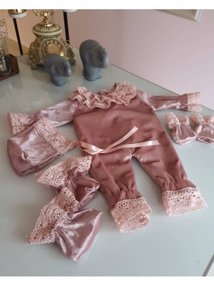 Tozpembebaby Kadife Hastane Çıkışı