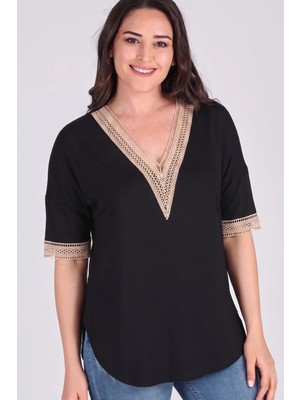 Curvy Trend Büyük Beden V Yaka Bej Dantelli Yarım Kol Yan Yırtmaç Bluz