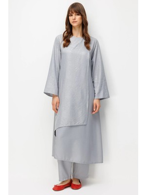 Micca Floral Özel Desen Soft Kumaş ve Yaka Kol Ipekçe Garni Zamansız Pantalonlu Takım-Gri