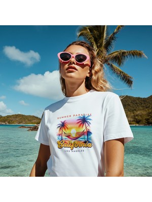 Ontunew California Baskılı Retro Vintage Standart Kalıp Bisiklet Yaka Pamuklu Kadın ve Erkek Tshırt