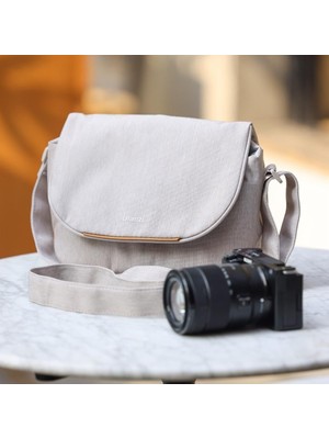 Ulanzi F01 Camera Sling Bag B011