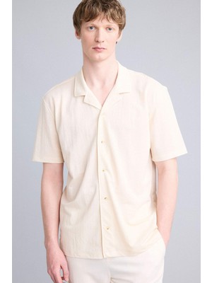 DeFacto Regular Fit Polo Yaka Penye Kısa Kollu Gömlek G8128AX26SM