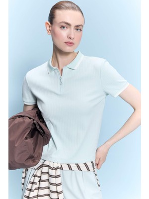 DeFacto Pamuklu Standart Fit Polo Yaka Sporcu Kısa Kollu Polo Tişört G6232AX26SM