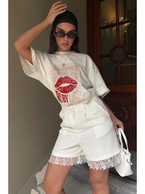 Madmext Beyaz Dantel Detay Şık Kadın Şort MG2790