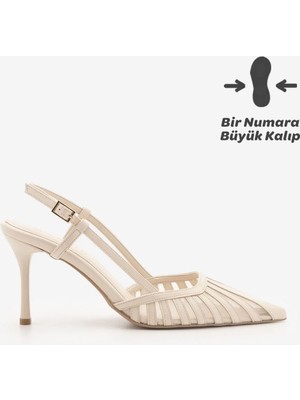 Marjin Kadın Stiletto Sivri Burun Arkadan Bantlı Şerit Detaylı Fileli Klasik Topuklu Ayakkabı Sivon Ekru