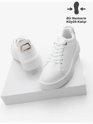 Marjin Kadın Sneaker Kalın Taban Altın Toka Detaylı Bağcıklı Spor Ayakkabı Rofke Beyaz