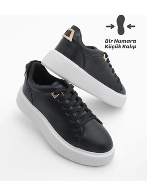 Marjin Kadın Sneaker Kalın Taban Altın Toka Detaylı Bağcıklı Spor Ayakkabı Rofke Siyah