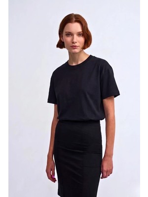 Guaraz Kadın Organik Pamuk Siyah Relaxed Fit Yuvarlak Yakalı Premıum T-shirt