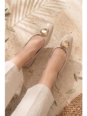 Stilbagshoes June Ön Ithal Toka Detaylı Kadın Günlük Ayakkabı Ten