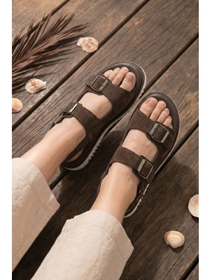 Stilbagshoes Fay Hakiki Deri Ortopedik Toka Detaylı Kadın Sandalet Kahve