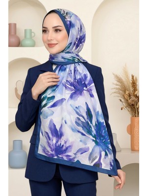 Hadiora Kadın Lacivert Çiçek Desenli Soft Şal