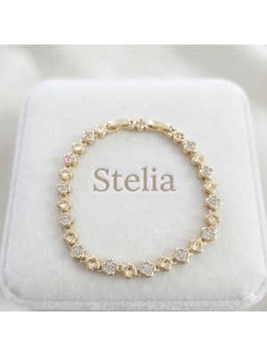 Stelia Zirkon Taşlı Sıralı Yonca Bileklik - Antialerjik Pirinç