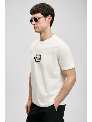 Lufian Erkek Thınk Modern Grafik T-Shirt 111020310 Kırık Beyaz