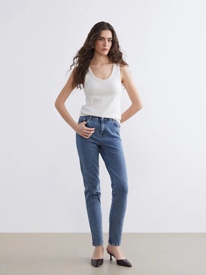 LC Waikiki Lcwaıkıkı Classic Mavi Beli Lastikli Slim Mom Kadın Jean Pantolon