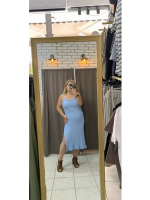 No 35 Moda   Yırtmaçlı Gofre Elbise Mavi M