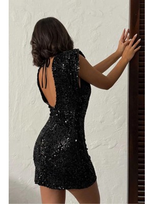Caddebostan Moda Siyah Pullu Kadife Sırt Dekolte Mini Elbise Modern Premium Luxury Trend Tasarım Elbise