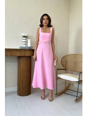 Caddebostan Moda Kemerli Kare Yaka Atlas Kumaş Uzun Elbise Mezuniyet ve Davet Elbisesi