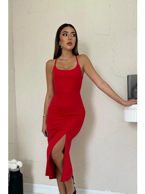 Caddebostan Moda Sırt Dekolteli Yırtmaçlı Midi Boy Askılı Abiye ve Gece Elbisesi