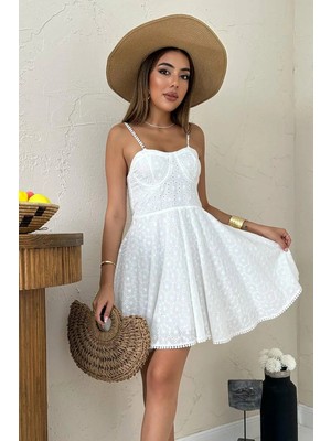 Caddebostan Moda Kadın Askılı Fisto Nakışlı Volanlı Astarlı Yazlık Mini Elbise
