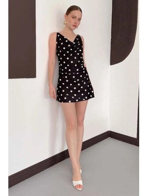 Caddebostan Moda Puantiye Desenli Ip Askılı Degaje Yaka Sırt Dekolteli Mini Elbise