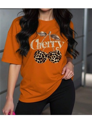 Nigrum Pardus Nıgrum Pardus Leopar Desenli Cheryy Baskılı %100 Pamuk Yeni Sezon Büyük Beden Kadın T-Shirt