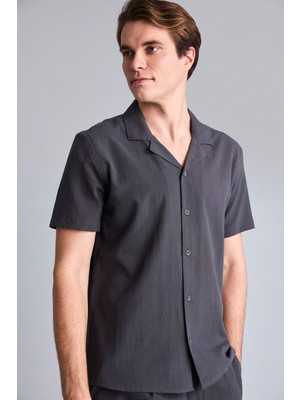 DeFacto %100 Pamuk Modern Fit Polo Yaka Kısa Kollu Gömlek H7839AX26SM