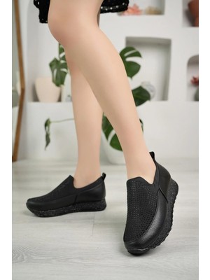 Nesil Shoes Wiss 530 Siyah Strech Taşlı Kadın Ayakkabı
