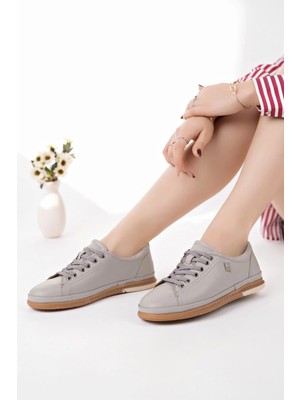 Nesil Shoes Modessa 160 Taş Bağcıklı Hakiki Soft Deri Kadın Ayakkabı
