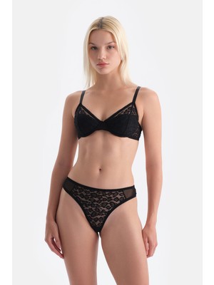 Dagi Siyah Dantelli Brazilian Külot