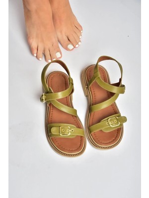 Fox Shoes Y996062509 Yeşil Toka Detaylı Kadın Sandalet