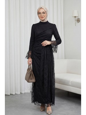 Moda Morfo Kol Manşeti Volanlı Önü Drapeli Astarlı Dantel Elbise -Siyah